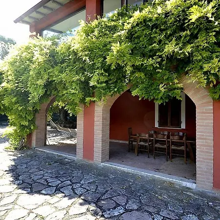 Sleeps 10 Pool Wifi Villa