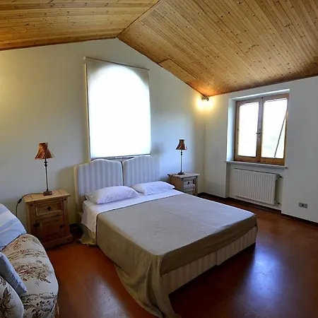Villa Sleeps 10 Pool Wifi *