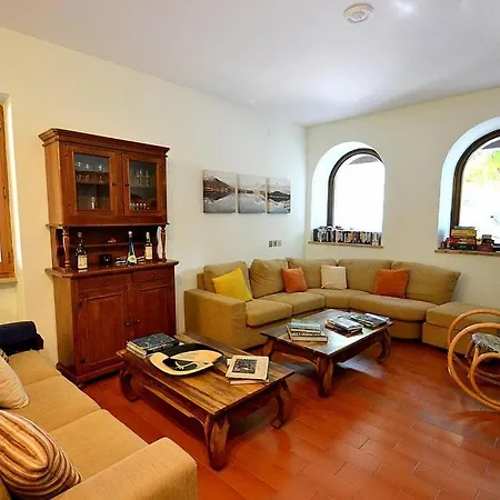 Sleeps 10 Pool Wifi
